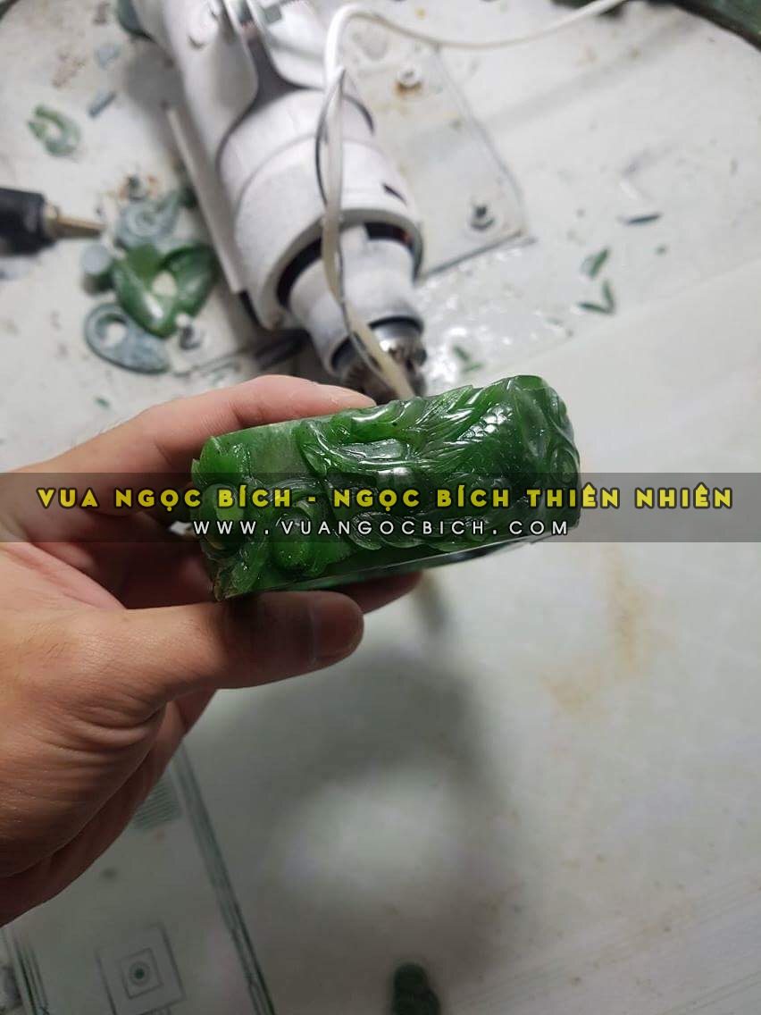 Tại sao nên sở hữu Vòng Tay Ngọc Bích?