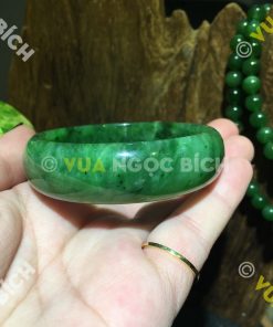 Vòng Tay Ngọc Bích Nephrite Jade Bản Liền (VT035) 18 Vòng Tay Ngọc Bích Nephrite Jade Bản Liền (VT035)