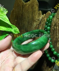 Vòng Tay Ngọc Bích Nephrite Jade Bản Liền (VT035) 17 Vòng Tay Ngọc Bích Nephrite Jade Bản Liền (VT035)
