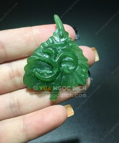 Mặt Dây Chữ Om Ngọc Bích Nephrite Jade (MD168)