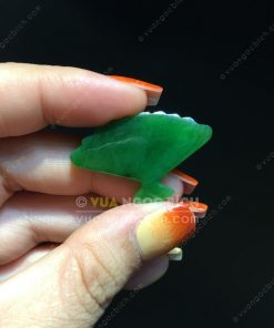 Mặt Dây Chiếc Quạt Ngọc Bích Nephrite Jade(VNB-MD221)