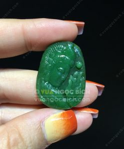 Mặt Dây Phật Bà Quan Âm Ngọc Bích Nephrite Jade (VNB-MD215)