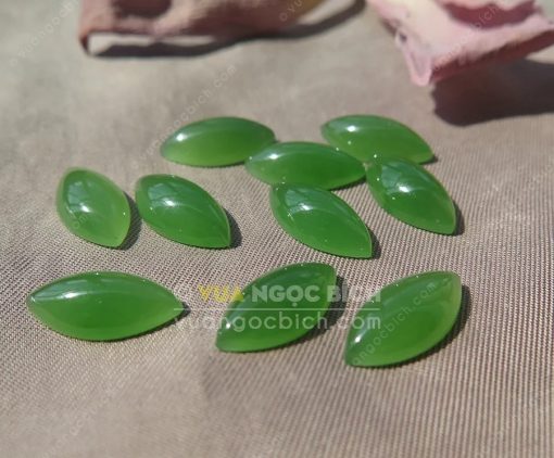 Mặt đá trang sức Ngọc Bích Nephrite Jade (VNB-MDTS012)
