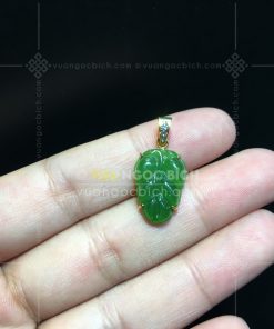 Mặt Dây Chiếc Lá Ngọc Bích Nephrite Jade (VNB-MD177-2)