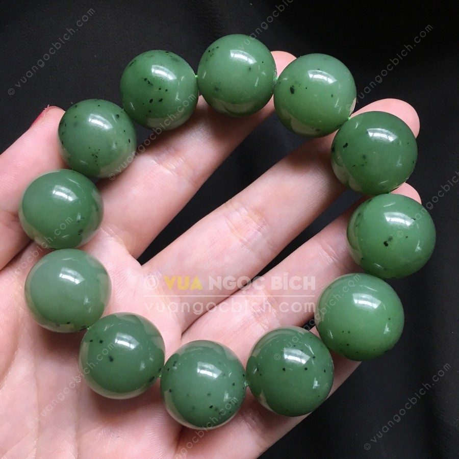 Ý nghĩa của trang sức Ngọc bích nephrite 3 Ý nghĩa của trang sức Ngọc bích nephrite 3