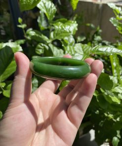 Vòng Tay Ngọc Bích Bản Liền Khối VIP Ni 54 (VNB-VT261) 28 Vòng Tay Ngọc Bích Bản Liền Khối VIP Ni 54 (VNB-VT261)