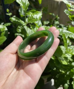 Vòng Tay Ngọc Bích Bản Liền Khối VIP Ni 54 (VNB-VT261) 26 Vòng Tay Ngọc Bích Bản Liền Khối VIP Ni 54 (VNB-VT261)