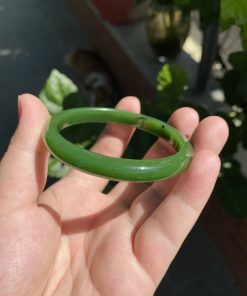 Vòng Tay Ngọc Bích Bản Liền Khối VIP Ni 55 (VNB-VT260)