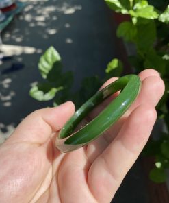 Vòng Tay Ngọc Bích Bản Liền Khối VIP Ni 55 (VNB-VT260)