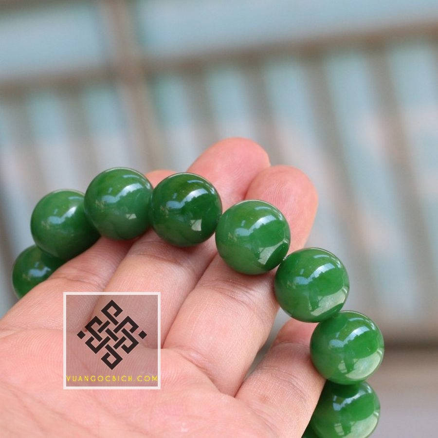Tại sao nên lựa chọn tặng vòng tay đá ngọc bích Jade cho người thân 3 Tại sao nên lựa chọn tặng vòng tay đá ngọc bích Jade cho người thân 3