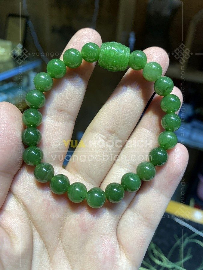 Những đặc điểm và đặc tính cơ bản của vòng tay đá ngọc cẩm thạch 36 Những đặc điểm và đặc tính cơ bản của vòng tay đá ngọc cẩm thạch 36