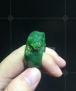 Nhẫn Ngọc Bích Bản Liền Khối Chạm Hổ Gầm VVIP (VNB-NN178)
