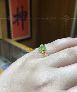 Nhẫn Ngọc Bích Xanh Táo Chữ Nhật Nhỏ (VNB-NN198)