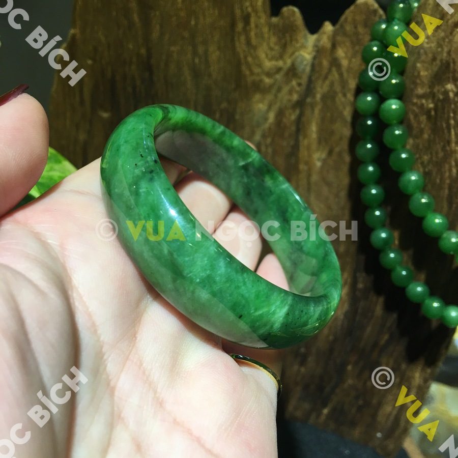 Đeo vòng ngọc bích thế nào cho đúng? 21 Đeo vòng ngọc bích thế nào cho đúng? 21