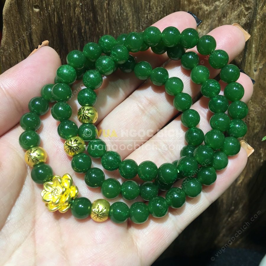 Hóa ra phái đẹp ưa chuộng vòng ngọc bích bởi 3 lý do này 35 Hóa ra phái đẹp ưa chuộng vòng ngọc bích bởi 3 lý do này 35