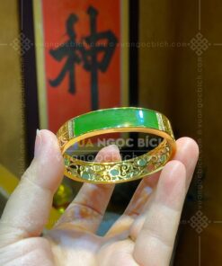 Lắc Tay Vàng 18k Ngọc Bích Bản Hoa Văn Mix Kim Cương Tự Nhiên (VNB-VT319-1)