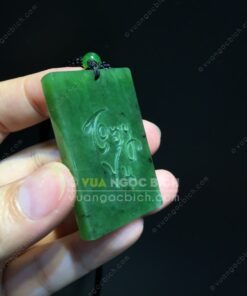 Mặt Dây Ngọc Bích Chạm Khắc Tên (VNB-MD801)