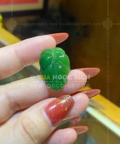 Mặt Dây Ngọc Bích Chiếc Lá 25mm VIP (VNB-MD508-1)