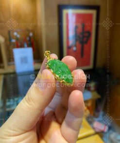 Mặt Dây Ngọc Bích Chiếc Lá 25mm VIP (VNB-MD508-1)