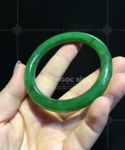 Vòng Tay Ngọc Bích Bản Liền Đũa Ni 53 (VNB-VT342)