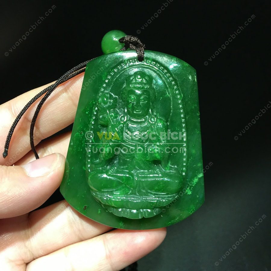 Vì sao Phật bản mệnh chế tác từ ngọc bích được đánh giá tốt nhất? 2 Phật Bản Mệnh Ngọc Bích - Vua Ngọc Bích