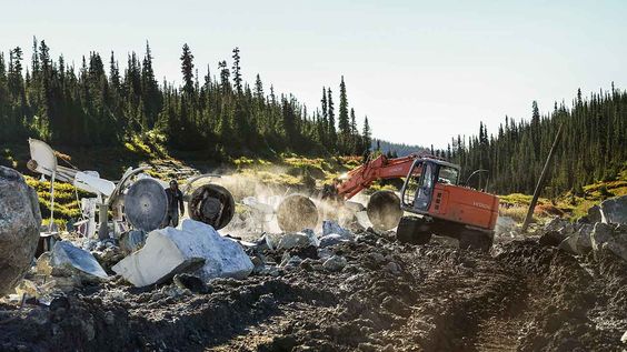 NGỌC BÍCH CANADA ĐƯỢC KHAI THÁC NHƯ THẾ NÀO? 26 NGỌC BÍCH CANADA ĐƯỢC KHAI THÁC NHƯ THẾ NÀO? 26