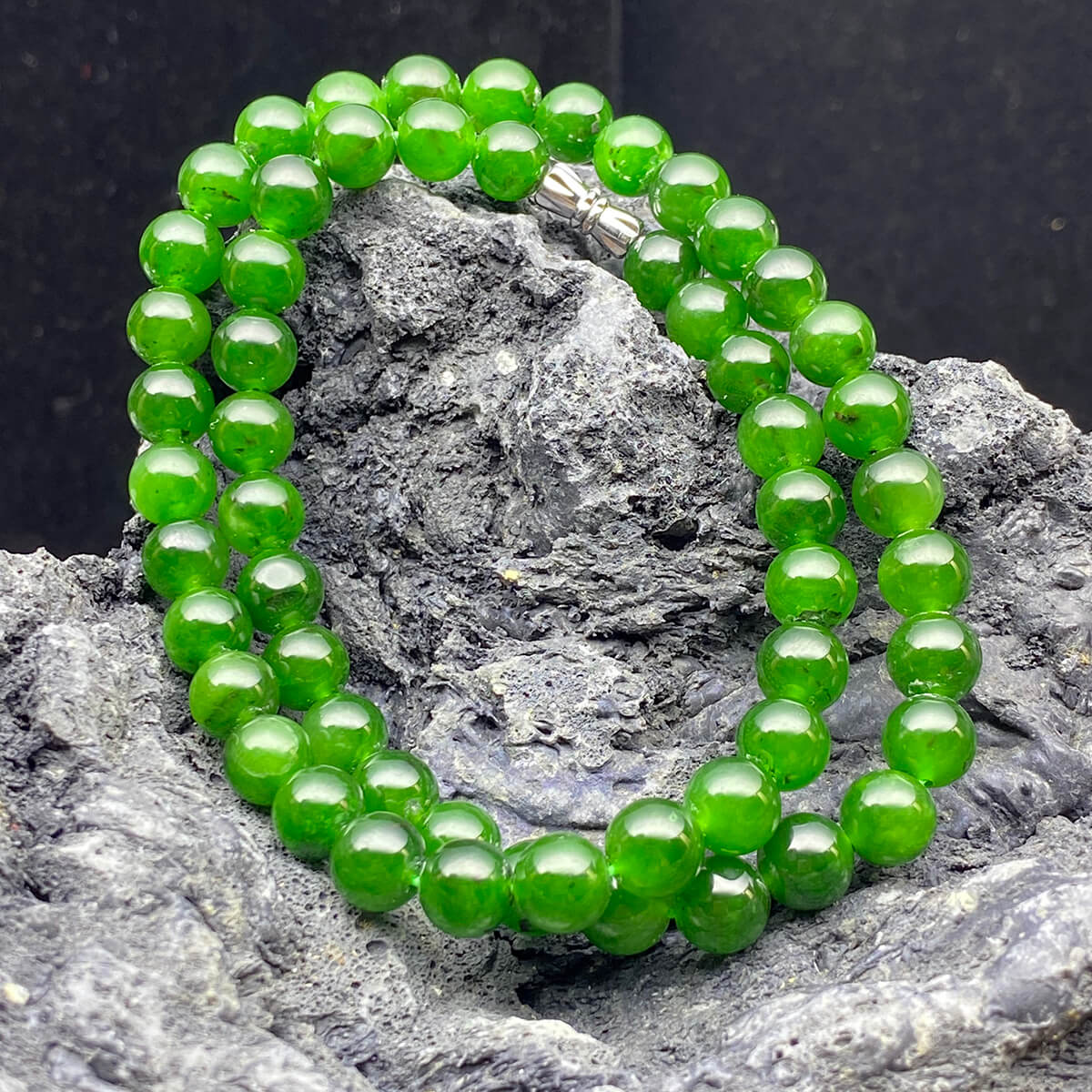 Tất cả những thông tin bạn cần biết về ngọc bích Canada 3