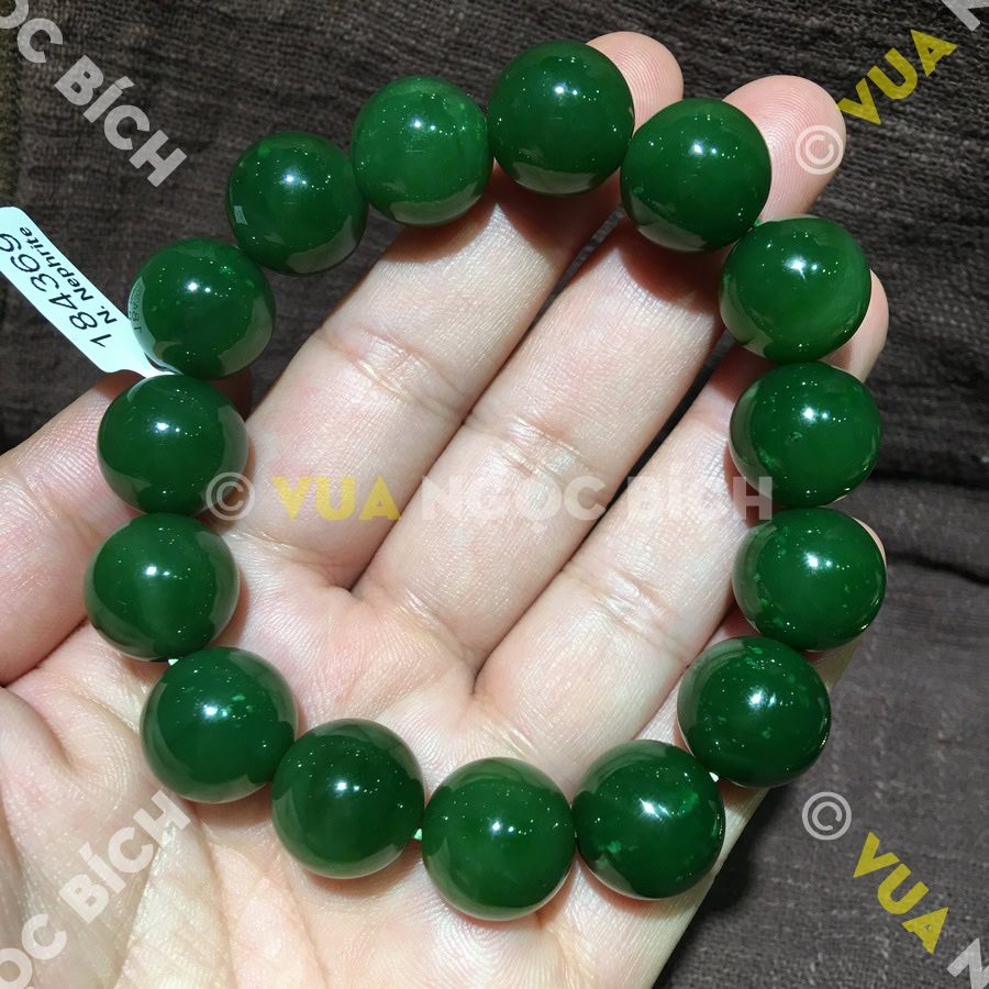 Giá vòng tay ngọc bích đắt hay rẻ? 16 Giá vòng tay ngọc bích đắt hay rẻ? 16