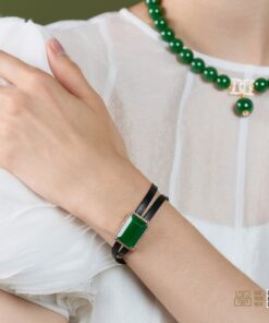 Chuỗi Cổ Ngọc Bích Nephrite Jade 12mm VIP (VNB-CC948)