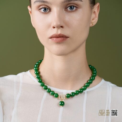 Chuỗi Cổ Ngọc Bích Nephrite Jade 12mm VIP (VNB-CC948)