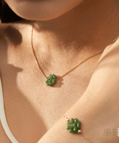 Mặt Dây Cỏ Bốn Lá Ngọc Bích Nephrite Jade (VNB-MD717)
