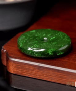 Mặt Dây Đồng Điếu Ngọc Bích Nephrite Jade (VNB-MD706)