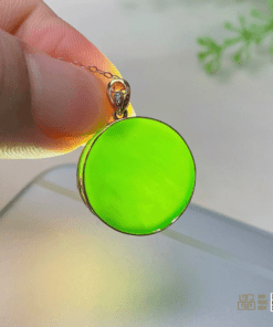 Mặt Dây Ngọc Bích Nephrite Jade (VNB-MD700) 16 Mặt Dây Ngọc Bích Nephrite Jade (VNB-MD700)