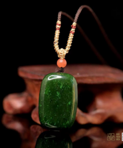 Mặt Dây Ngọc Bích Nephrite Jade (VNB-MD707)