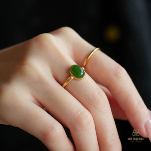 Nhẫn Ngọc Bích Nephrite Jade Nữ (VNB-NN702)