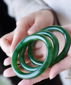 Vòng Tay Ngọc Bích Nephrite Jade Bản Liền Khối (VNB-VT830)