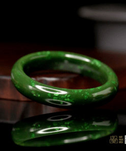Vòng Tay Ngọc Bích Nephrite Jade Bản Liền Khối (VNB-VT835)