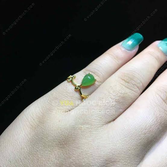 Giá nhẫn ngọc bích phụ thuộc vào những yếu tố nào? 1
